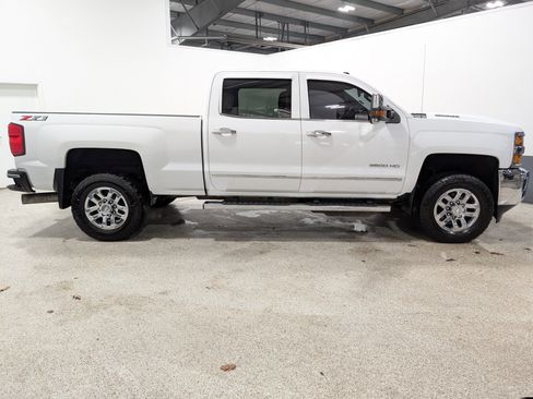Used 2018 Chevrolet Silverado 3500 LTZ w/ Duramax Plus Package image 2