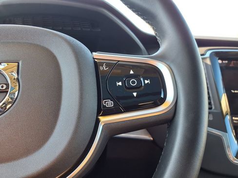 Certified 2025 Volvo XC90 B5 Core w/ Protection Package AWD/4WD image 26