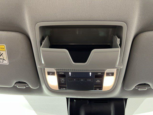 Used 2020 Acura MDX SH-AWD image 35