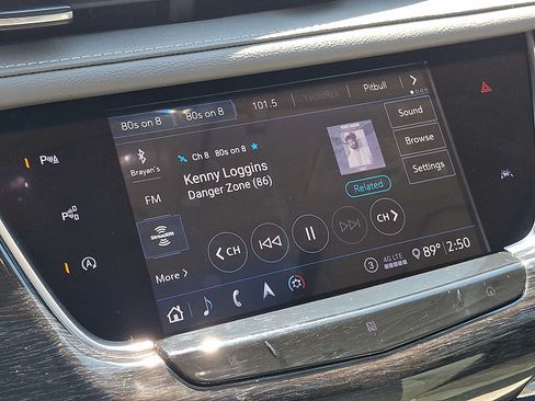 Used 2020 Cadillac XT6 Premium Luxury FWD image 17