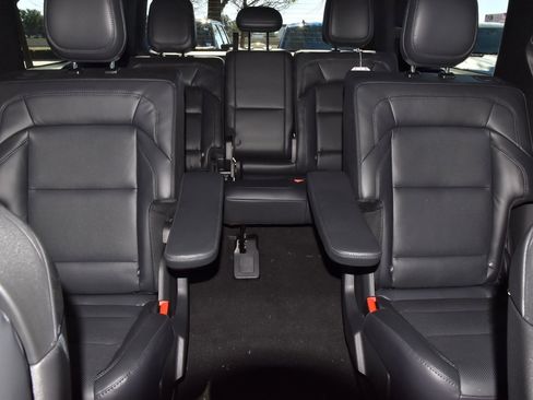 New 2025 Lincoln Navigator Reserve w/ Jet Appearance Package image 21