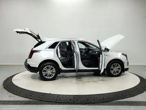 Used 2023 Cadillac XT5 Premium Luxury w/ LPO, Floor Liner Package AWD/4WD image 17