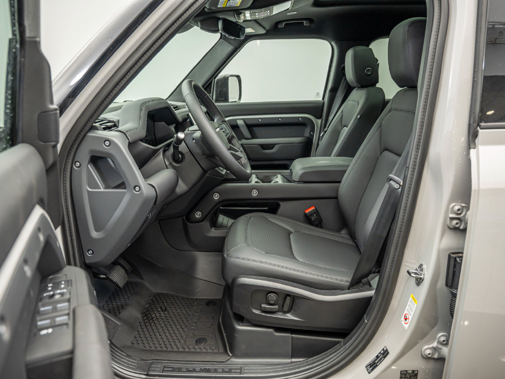 New 2026 Land Rover Defender 110 S AWD/4WD image 30