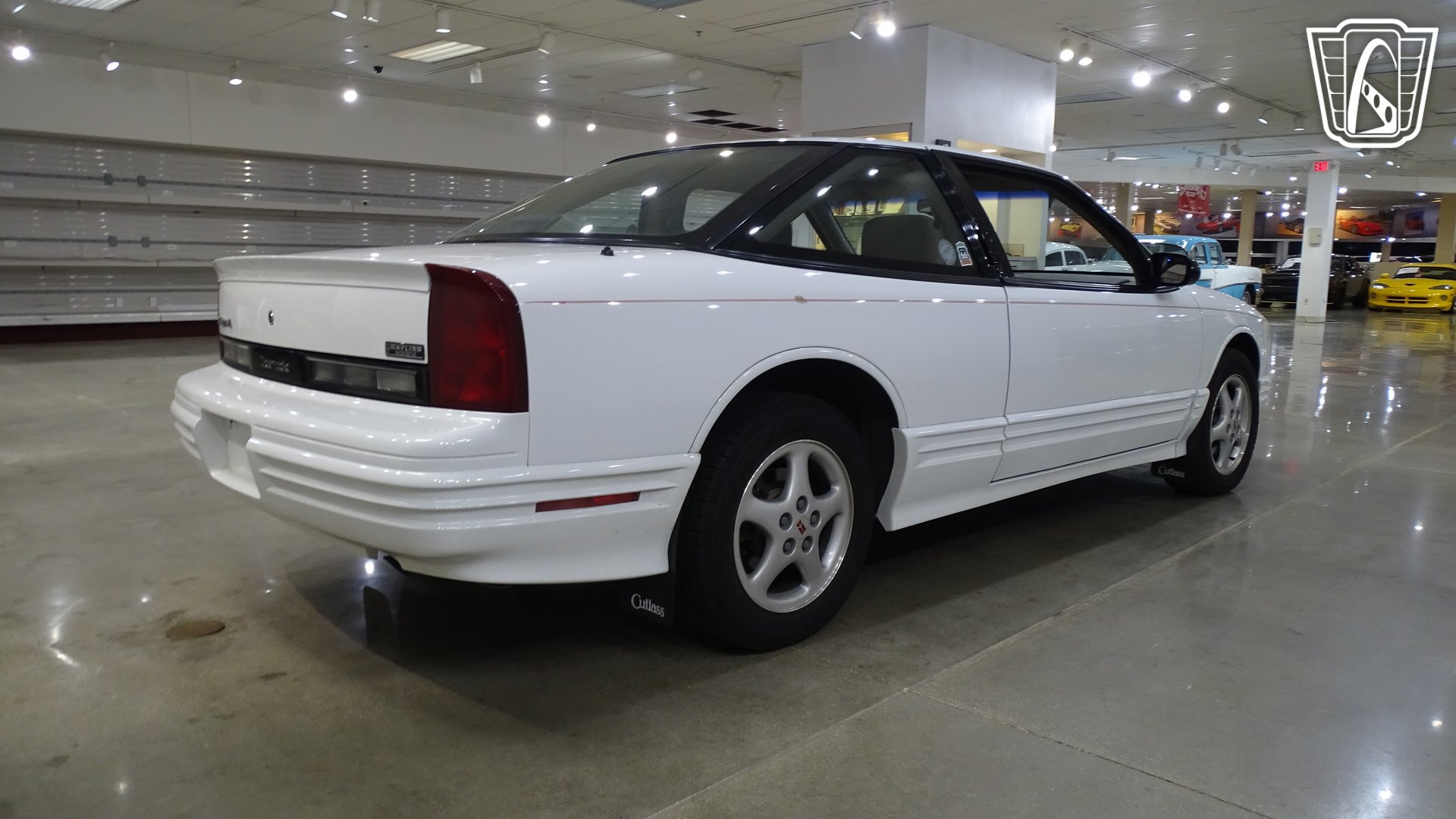 Used 1997 Oldsmobile Cutlass Supreme SL FWD image 15