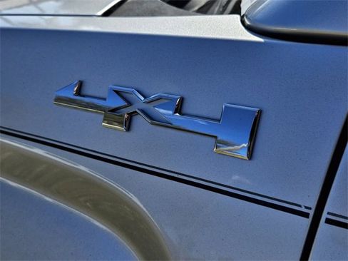 Used 2018 GMC Sierra 1500 SLT w/ SLT Premium Package image 22