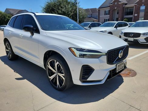 Used 2022 Volvo XC60 T8 R-Design w/ Advanced Package AWD/4WD image 32