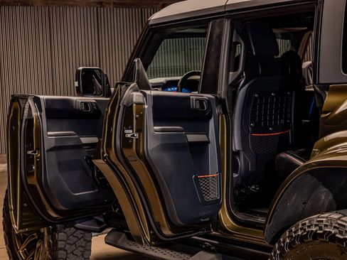 Used 2024 Ford Bronco Raptor w/ Interior Carbon Fiber Pack 6 image 26