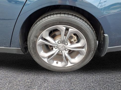Certified 2024 Honda Accord EX image 9