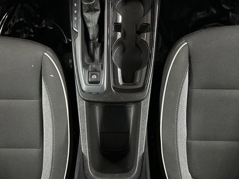 Used 2024 Chevrolet TrailBlazer LS image 25