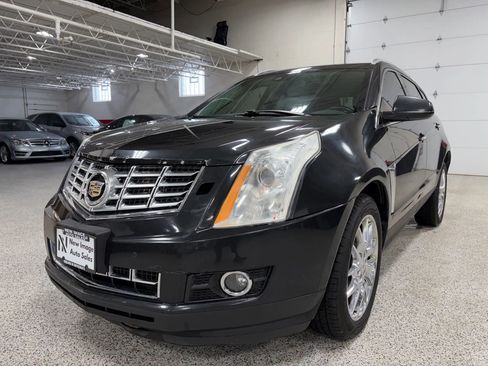 Used 2014 Cadillac SRX Premium image 4
