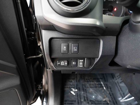 Used 2023 Toyota Tacoma TRD Sport w/ Advanced Technology Package image 11