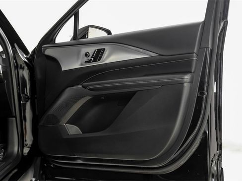 Used 2024 Cadillac Lyriq Tech image 46