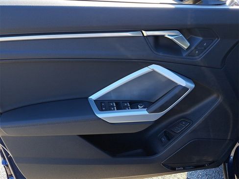 New 2025 Audi Q3 2.0T Premium image 20