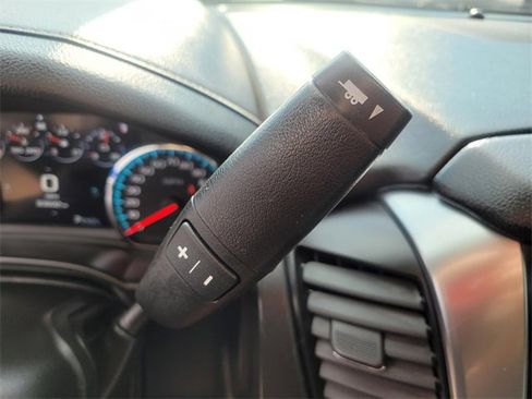 Used 2020 Chevrolet Suburban Premier image 37