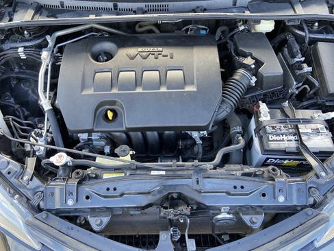 Used 2018 Toyota Corolla SE image 27