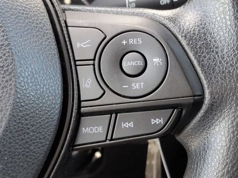 Certified 2023 Toyota RAV4 LE FWD image 24