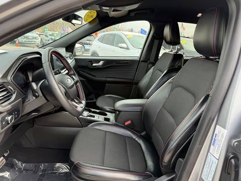 Certified 2024 Ford Escape ST-Line w/ Tech Pack #1 image 6