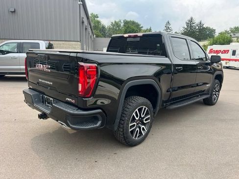 Used 2022 GMC Sierra 1500 AT4 w/ AT4 Premium Package AWD/4WD image 5