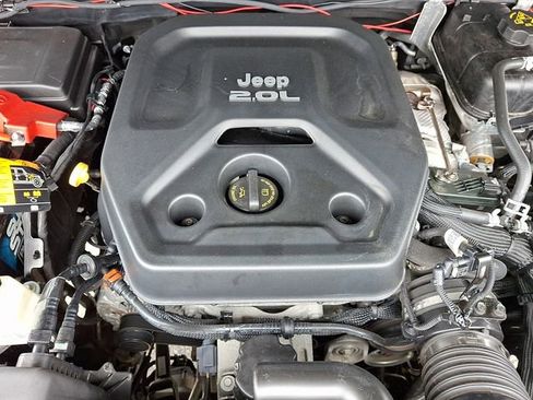 Used 2023 Jeep Wrangler Unlimited Rubicon w/ Xtreme 35 Tire Package AWD/4WD image 28