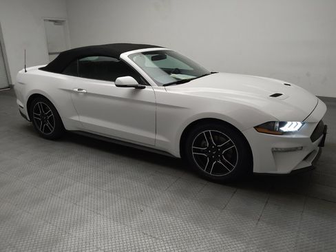 Used 2020 Ford Mustang Premium RWD image 11