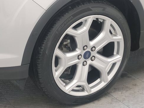 Used 2018 Ford Escape Titanium w/ Ford Safe & Smart Package image 31