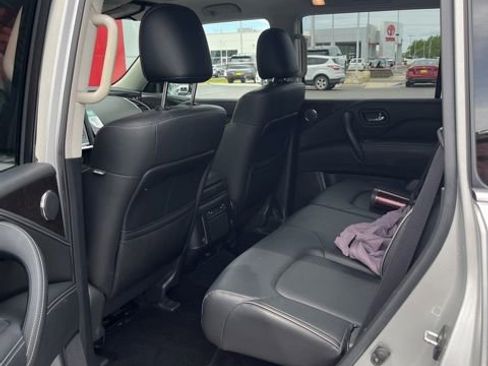 Used 2022 INFINITI QX80 Luxe w/ Cargo Package AWD/4WD image 14