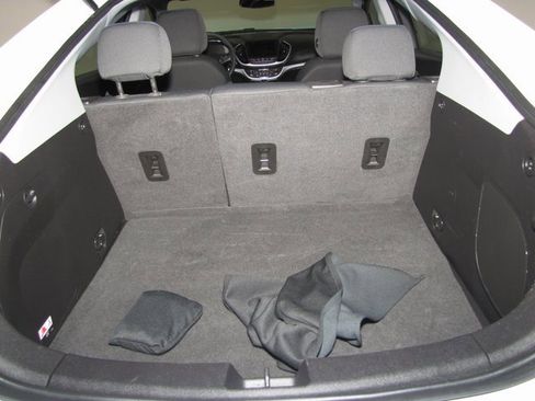 Used 2019 Chevrolet Volt LT image 16