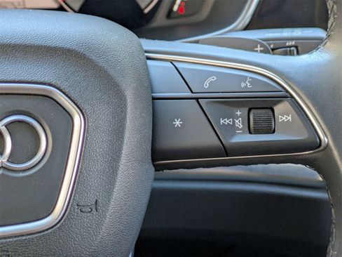 Used 2023 Audi Q3 2.0T Premium Plus w/ Premium Plus Package image 11