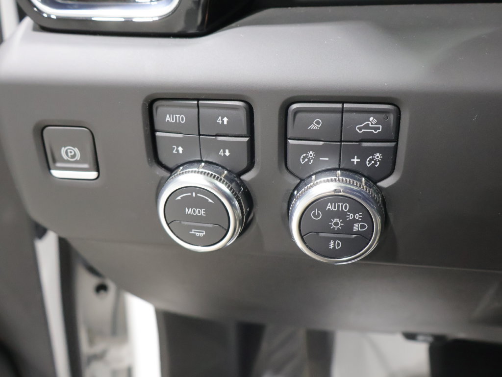 Used 2023 GMC Sierra 1500 Denali w/ Denali Reserve Package AWD/4WD image 33