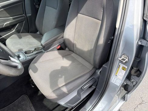 Used 2019 Volkswagen Jetta S w/ Driver Assistance Package FWD image 16