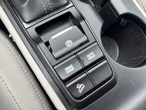 Certified 2020 Hyundai Tucson SEL w/ Cargo Package image 42