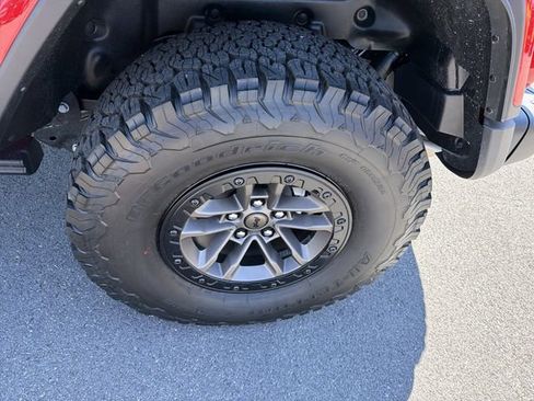 Used 2025 Jeep Wrangler Unlimited Rubicon 392 AWD/4WD image 12