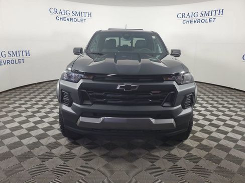 New 2026 Chevrolet Colorado Trail Boss w/ Midnight Edition AWD/4WD image 8