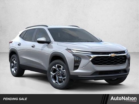 New 2026 Chevrolet Trax LT w/ Driver Confidence Package image 1