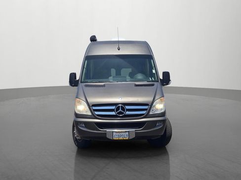 Used 2011 Mercedes-Benz Sprinter 3500 image 4