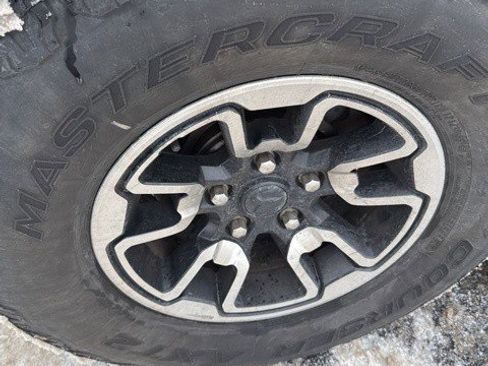 Used 2016 RAM 1500 Rebel w/ Luxury Group image 10