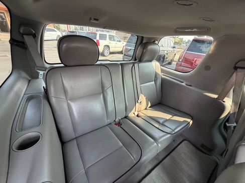 Used 2005 Buick Terraza CXL AWD/4WD image 7