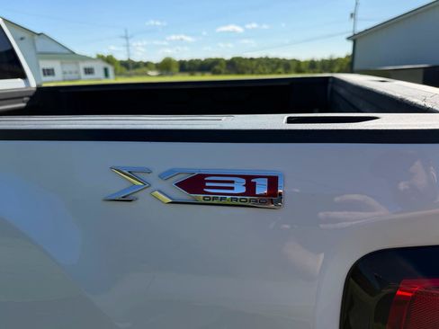 Used 2020 GMC Sierra 2500 4x4 Crew Cab w/ Convenience Package image 15