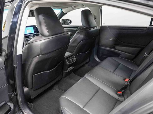 Used 2024 Lexus ES 350 w/ Premium Package FWD image 19