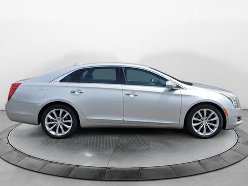 Used 2017 Cadillac XTS Luxury w/ Driver Awareness Package image 7