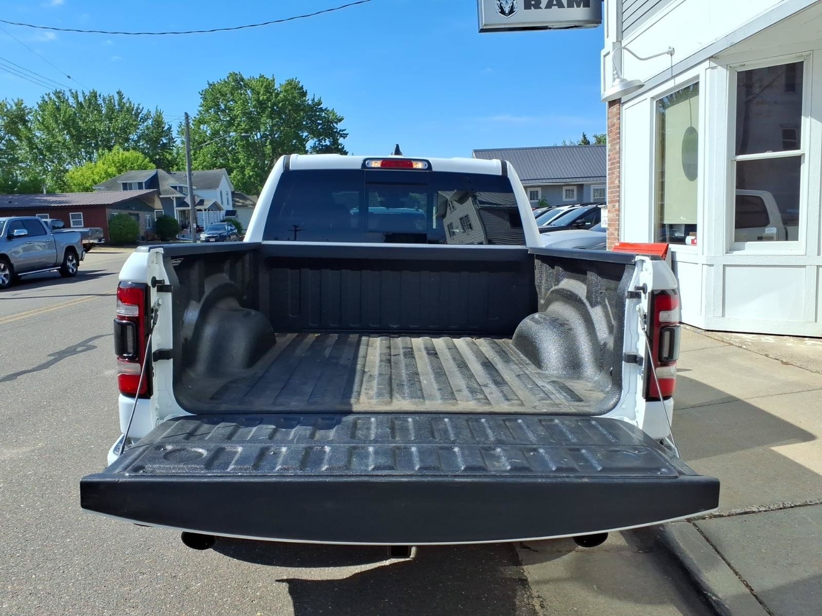 Used 2024 RAM 1500 Big Horn AWD/4WD image 20