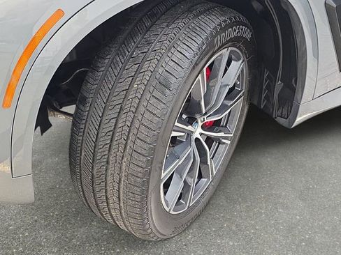 Certified 2024 BMW X5 xDrive40i w/ Executive Package image 29