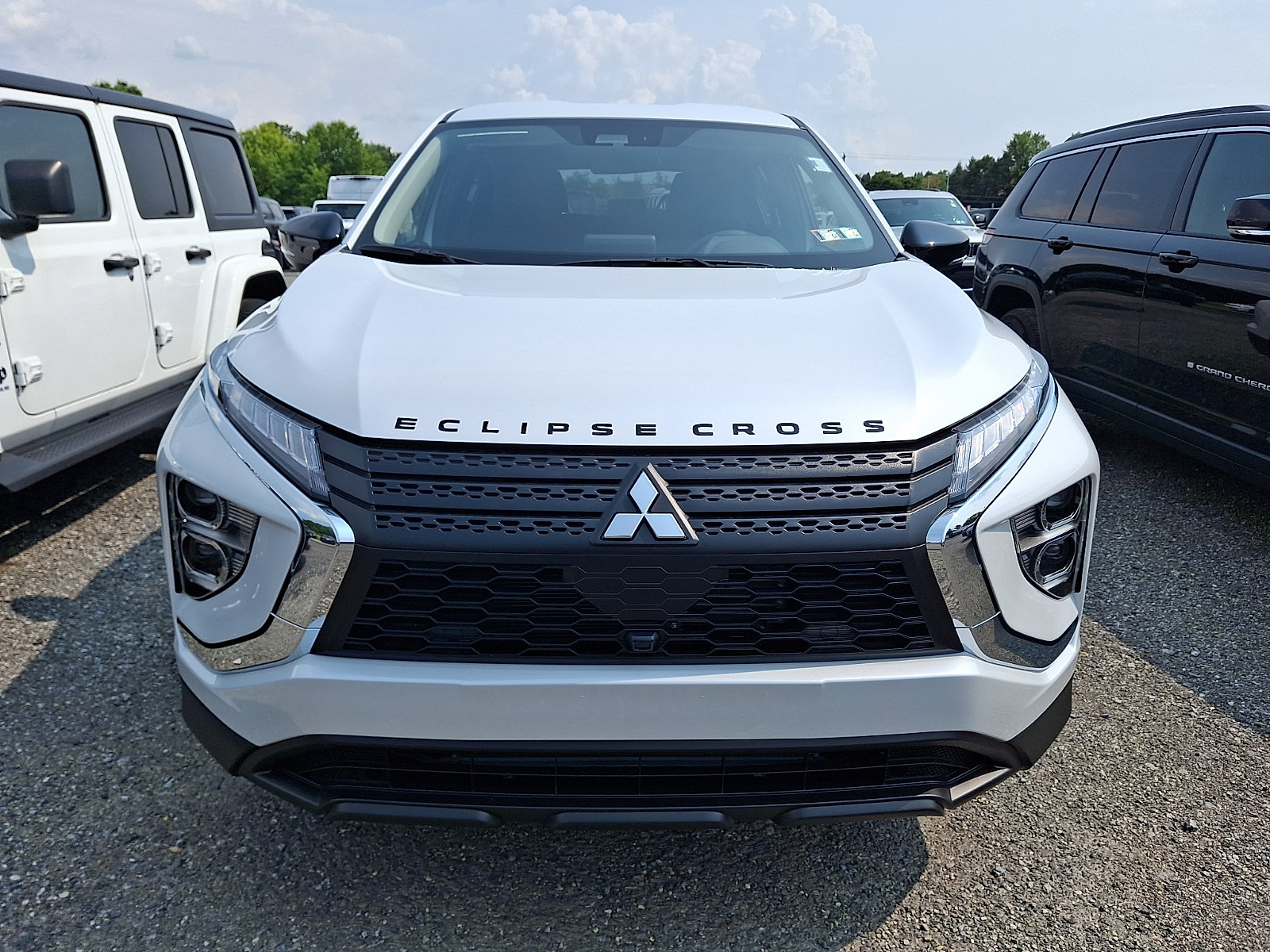 New 2026 Mitsubishi Eclipse Cross LE AWD/4WD image 2