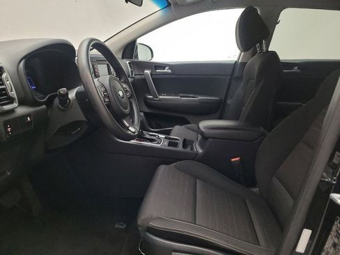 Used 2018 Kia Sportage LX FWD image 17
