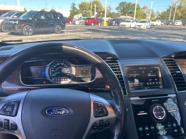 Used 2014 Ford Taurus Limited w/ Equipment Group 301A FWD image 14