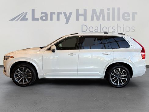 Used 2017 Volvo XC90 T6 Momentum w/ Vision Package AWD/4WD image 2