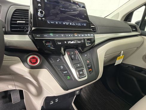 New 2026 Honda Odyssey EX-L image 25