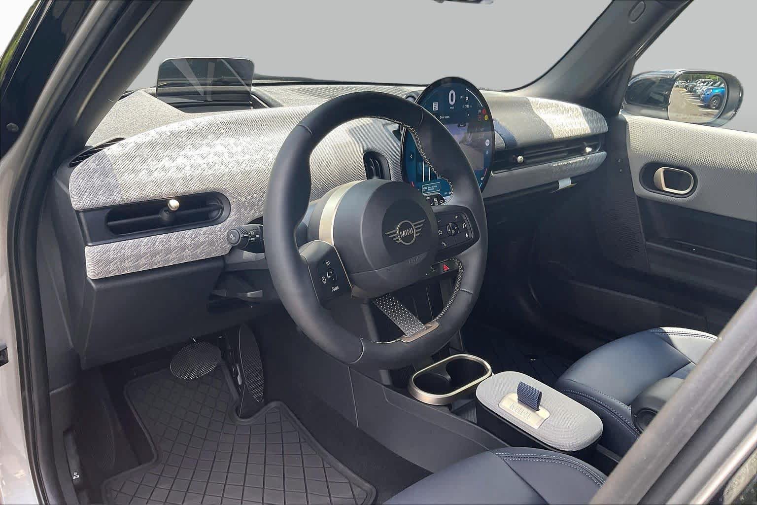 Used 2025 MINI Cooper S FWD image 21