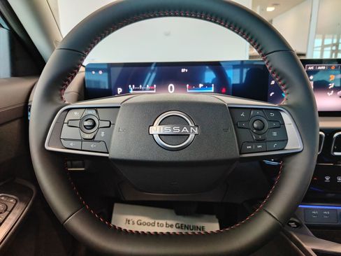 New 2026 Nissan Sentra SR FWD image 19