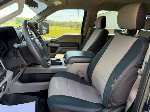 Used 2019 Ford F250 XLT w/ XLT Premium Package AWD/4WD image 26